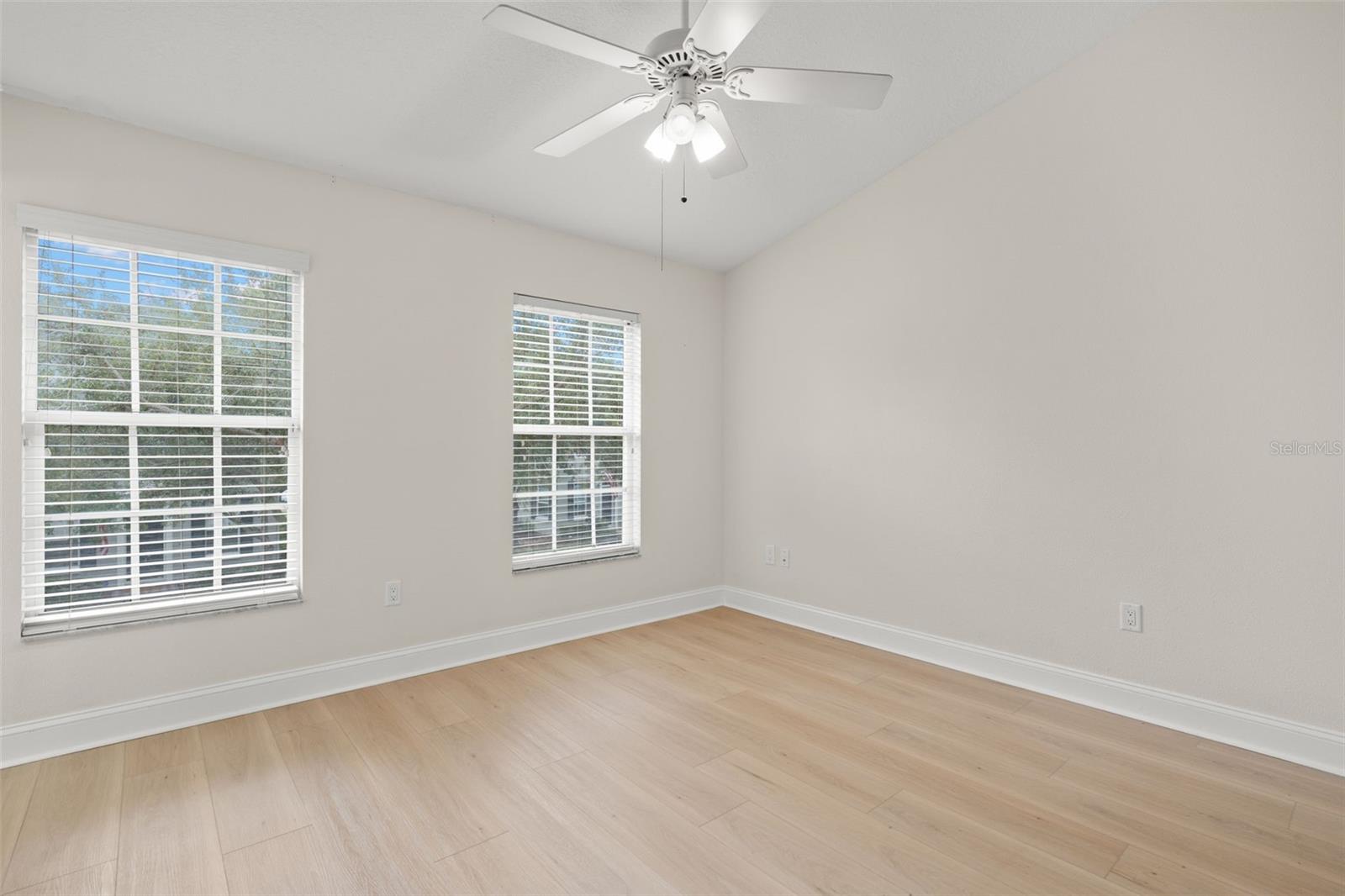 10034 Tate Ln Property Photo 26