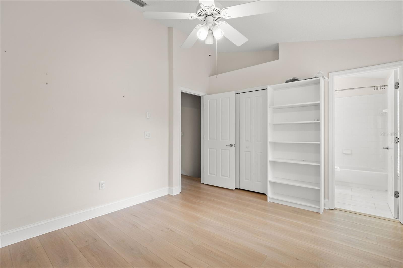 10034 Tate Ln Property Photo 27