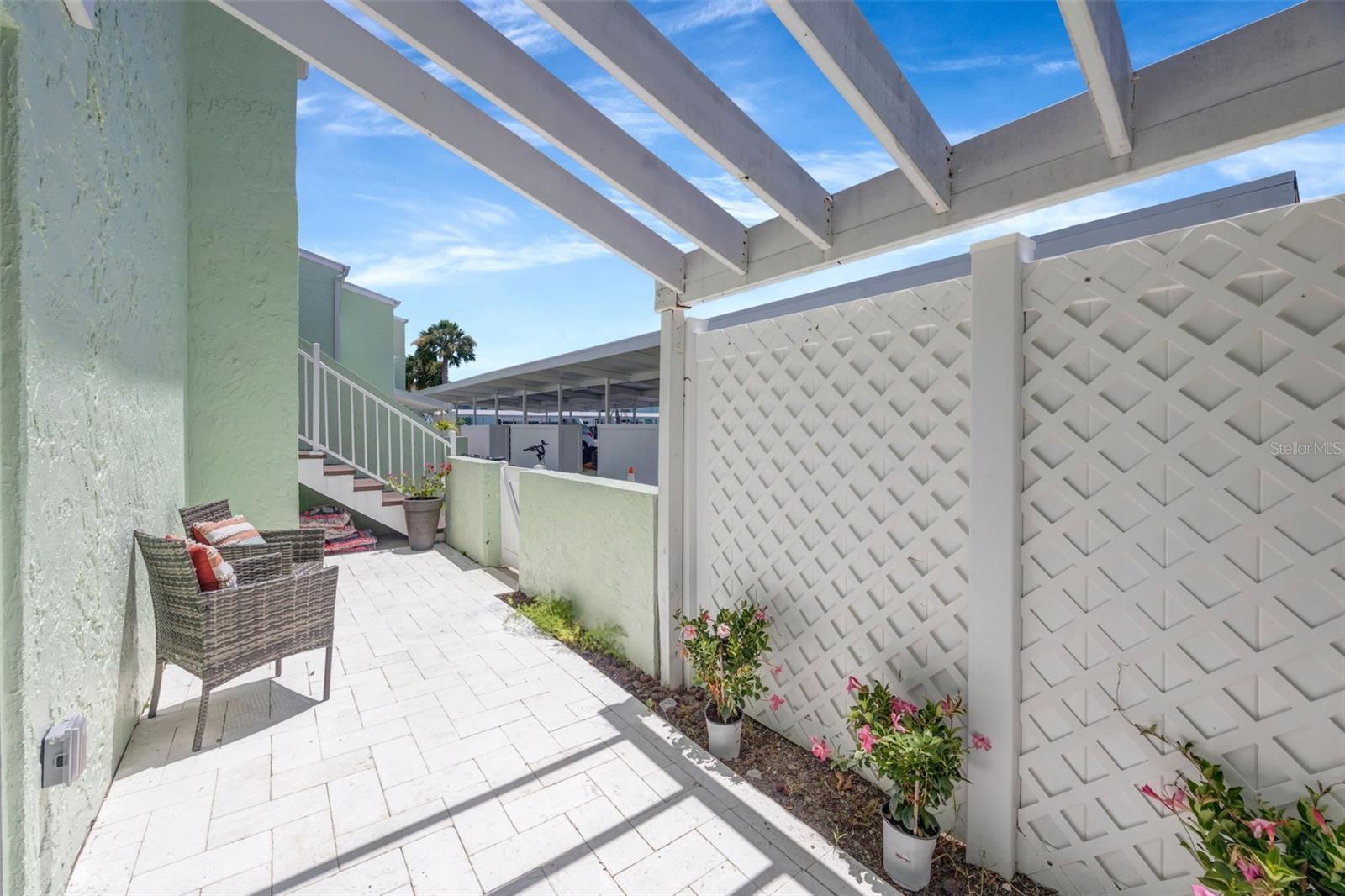 1 Windrush Blvd #37 Property Photo 4