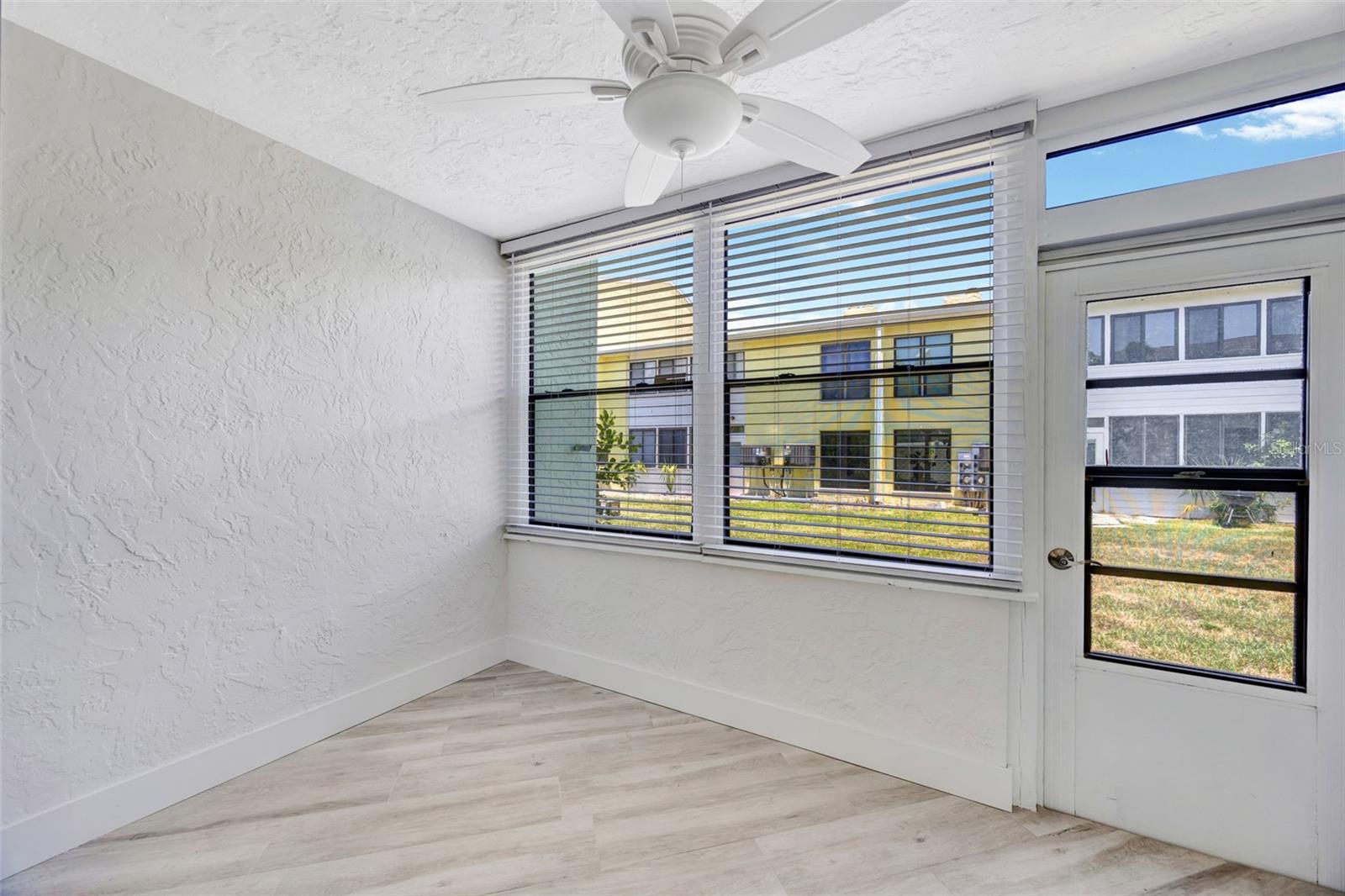 1 Windrush Blvd #37 Property Photo 22