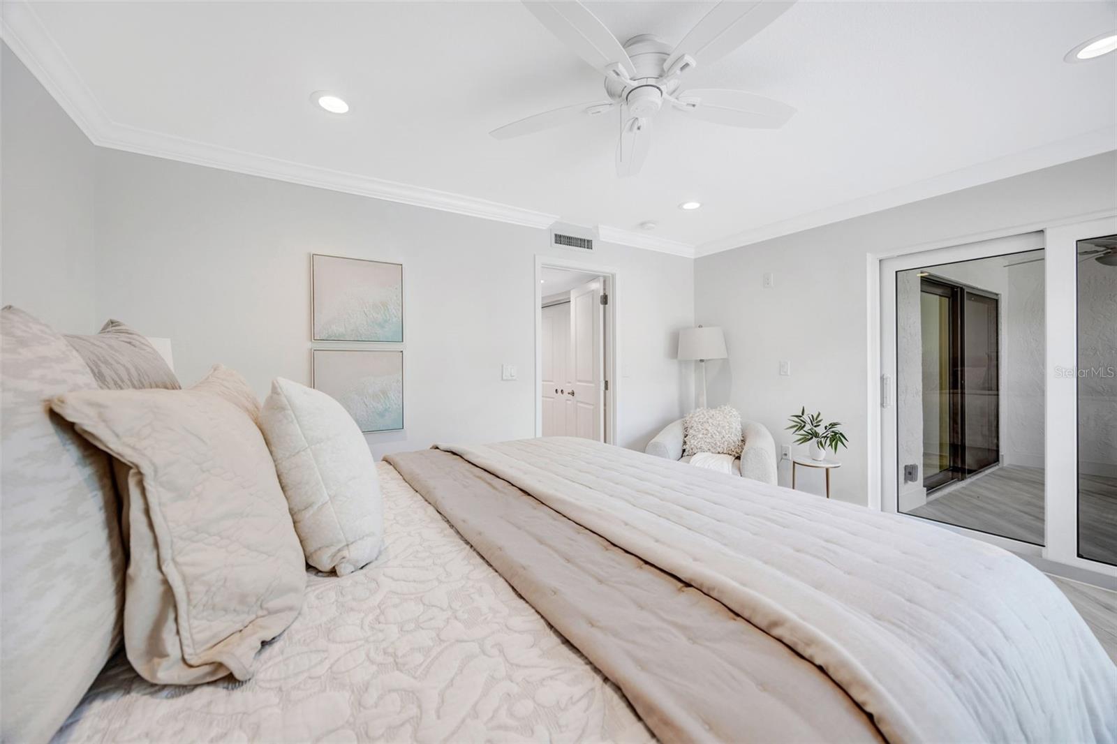 1 Windrush Blvd #37 Property Photo 43