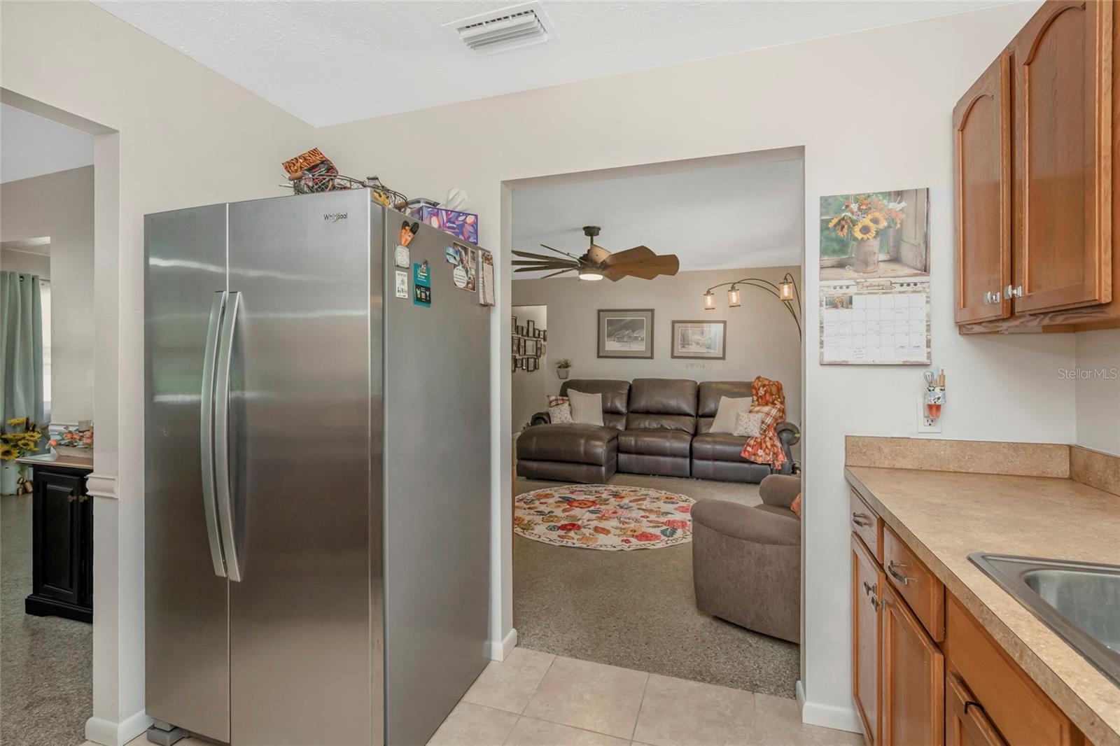12212 Floral Ln Property Photo 10