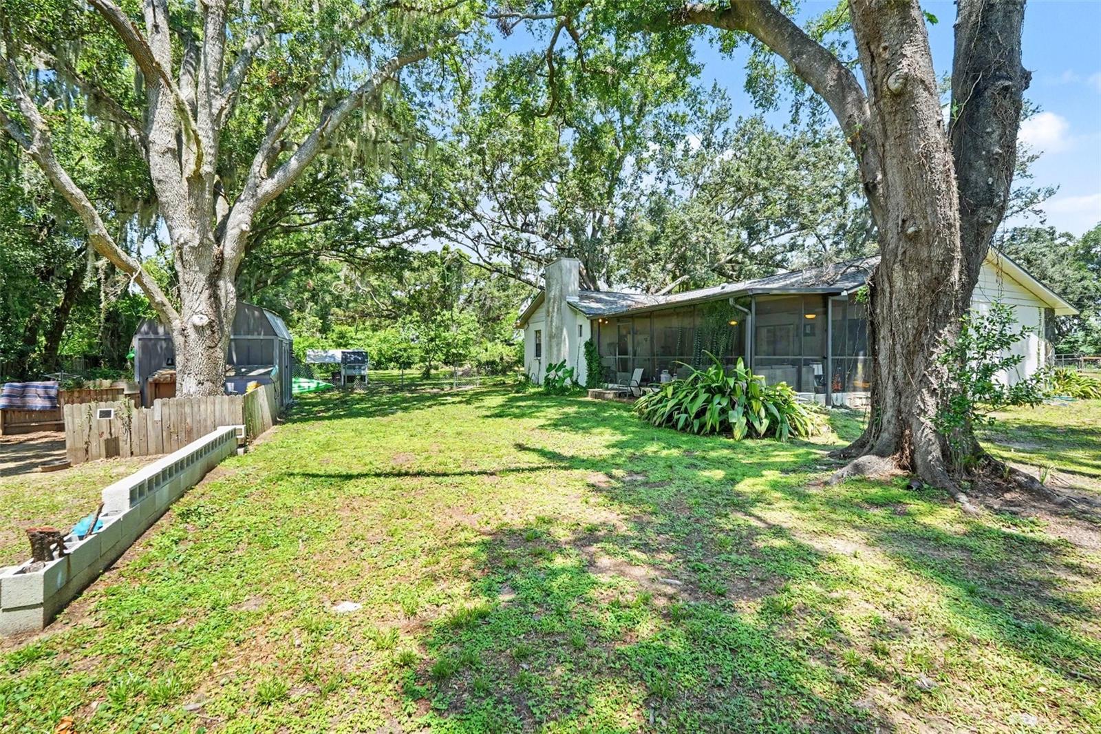 534 Leverett Rd Property Photo 18