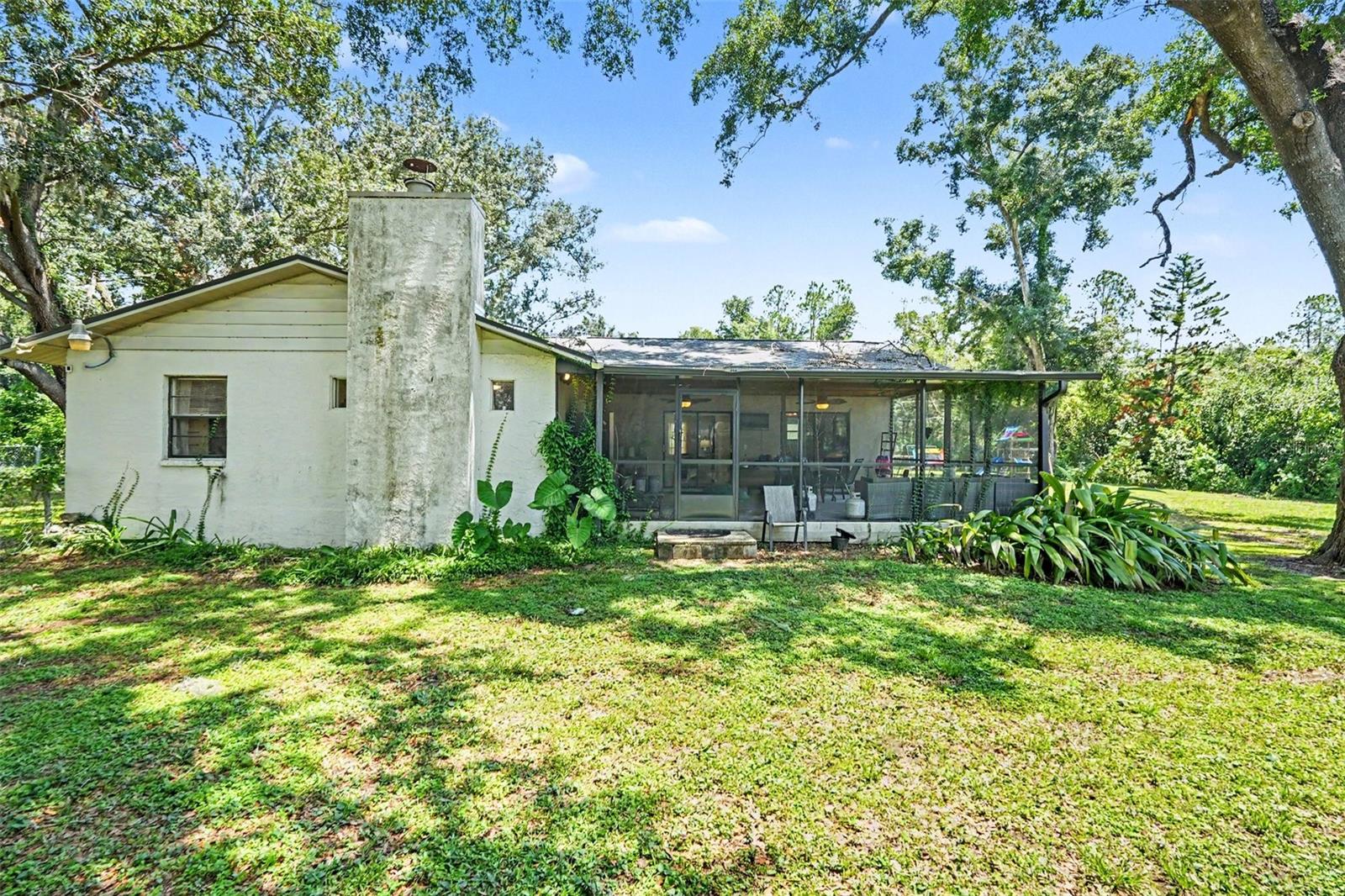 534 Leverett Rd Property Photo 19