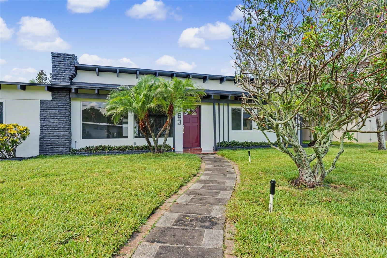 63 Palm Blvd Property Photo 3