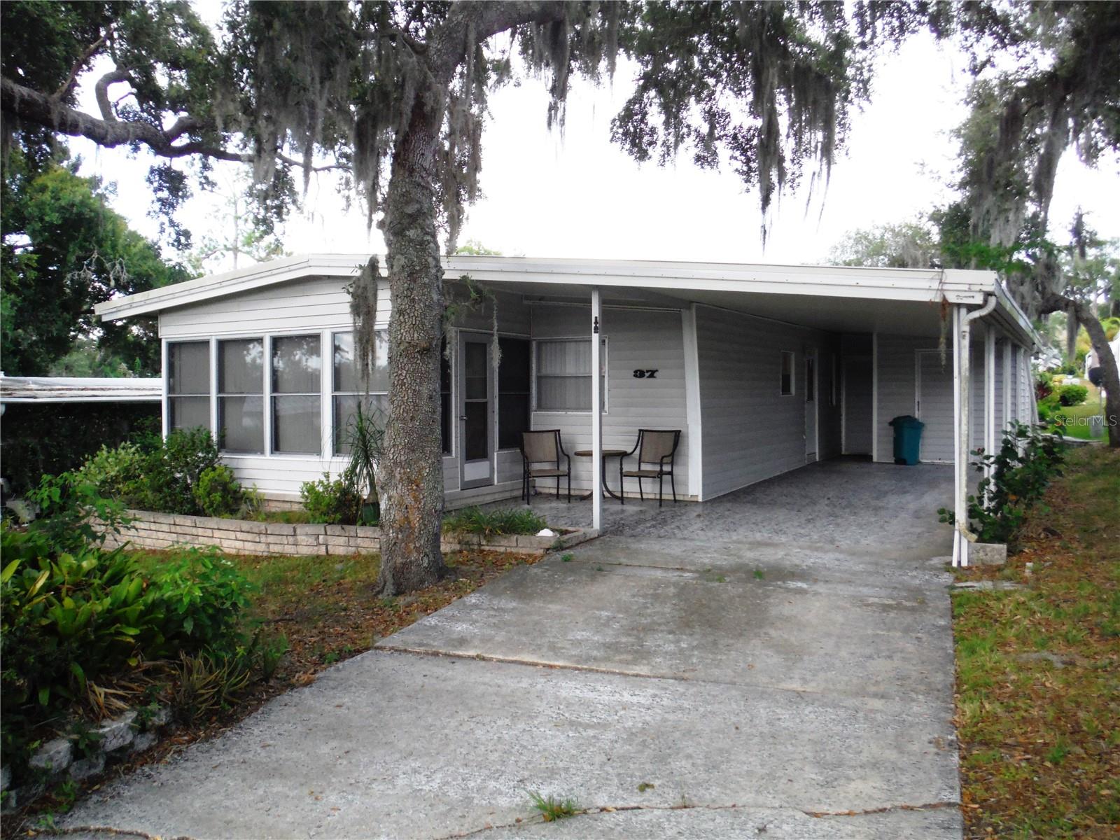37 HONEY BEAR CT #54 Property Photo 1