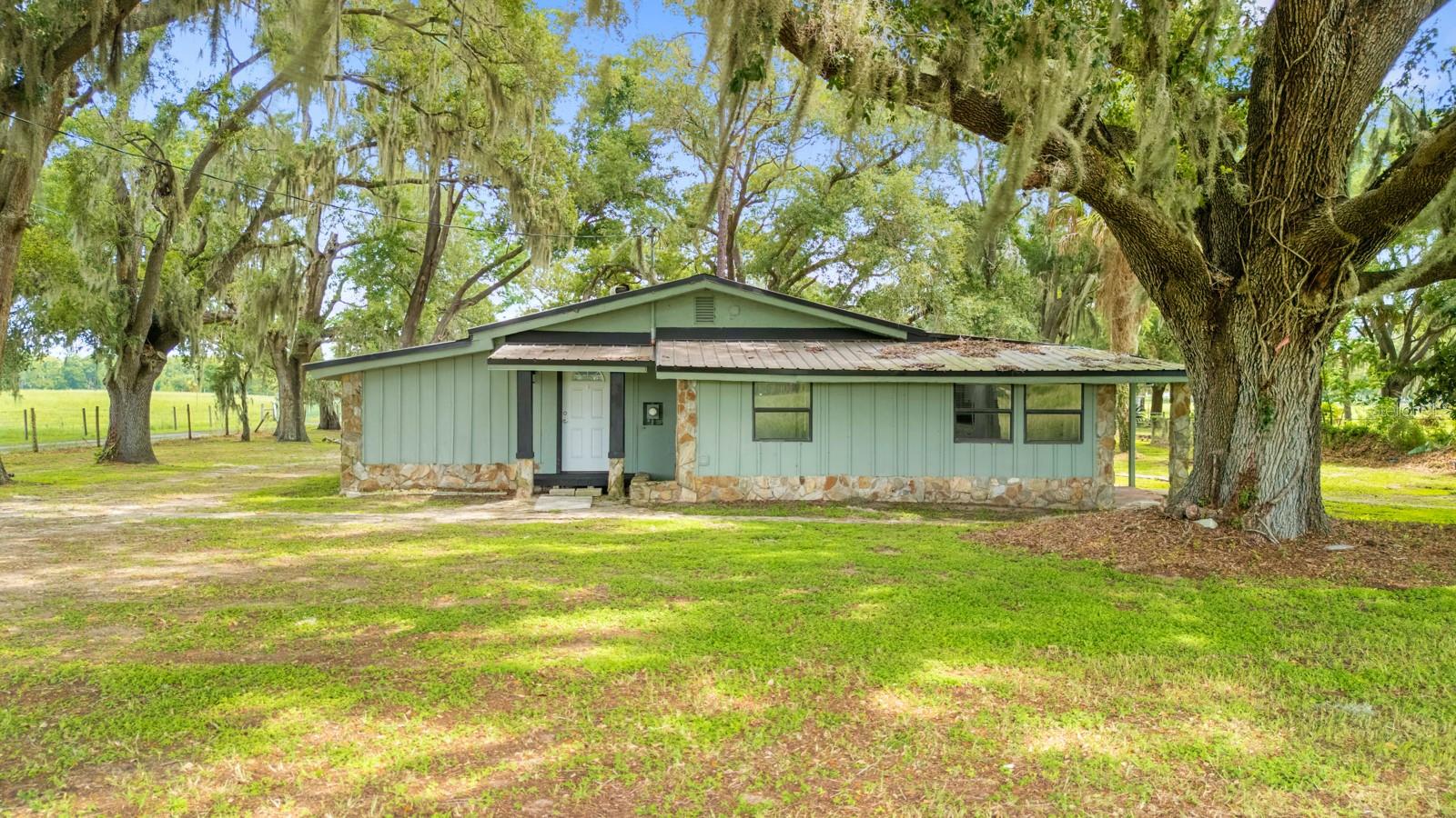 12616 Thonotosassa Rd Property Photo