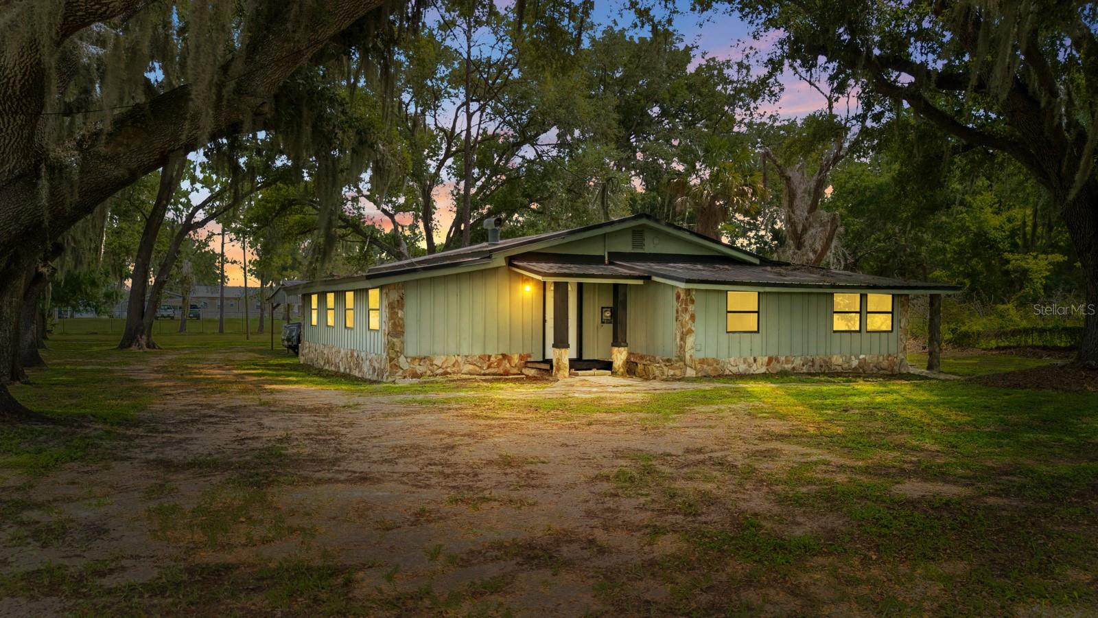 12616 Thonotosassa Rd Property Photo 3