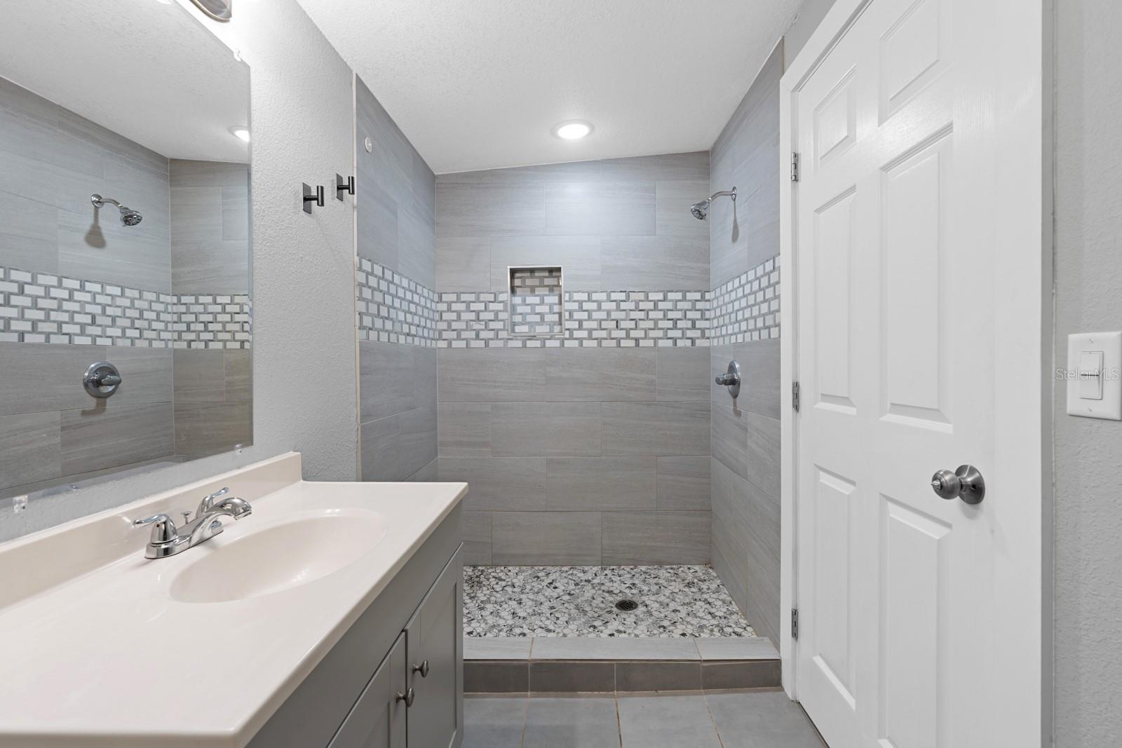12616 Thonotosassa Rd Property Photo 27
