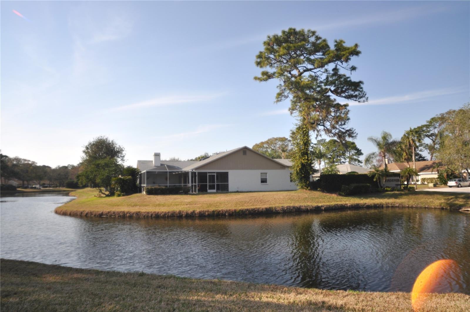 5565 Salem Square Dr N Property Photo 15