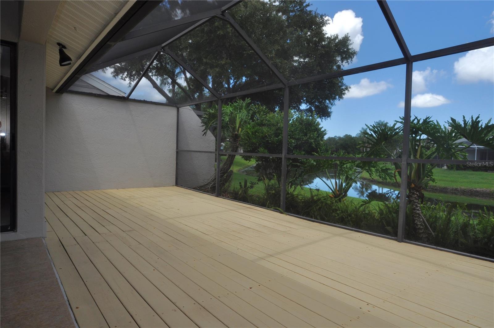 5565 Salem Square Dr N Property Photo 37