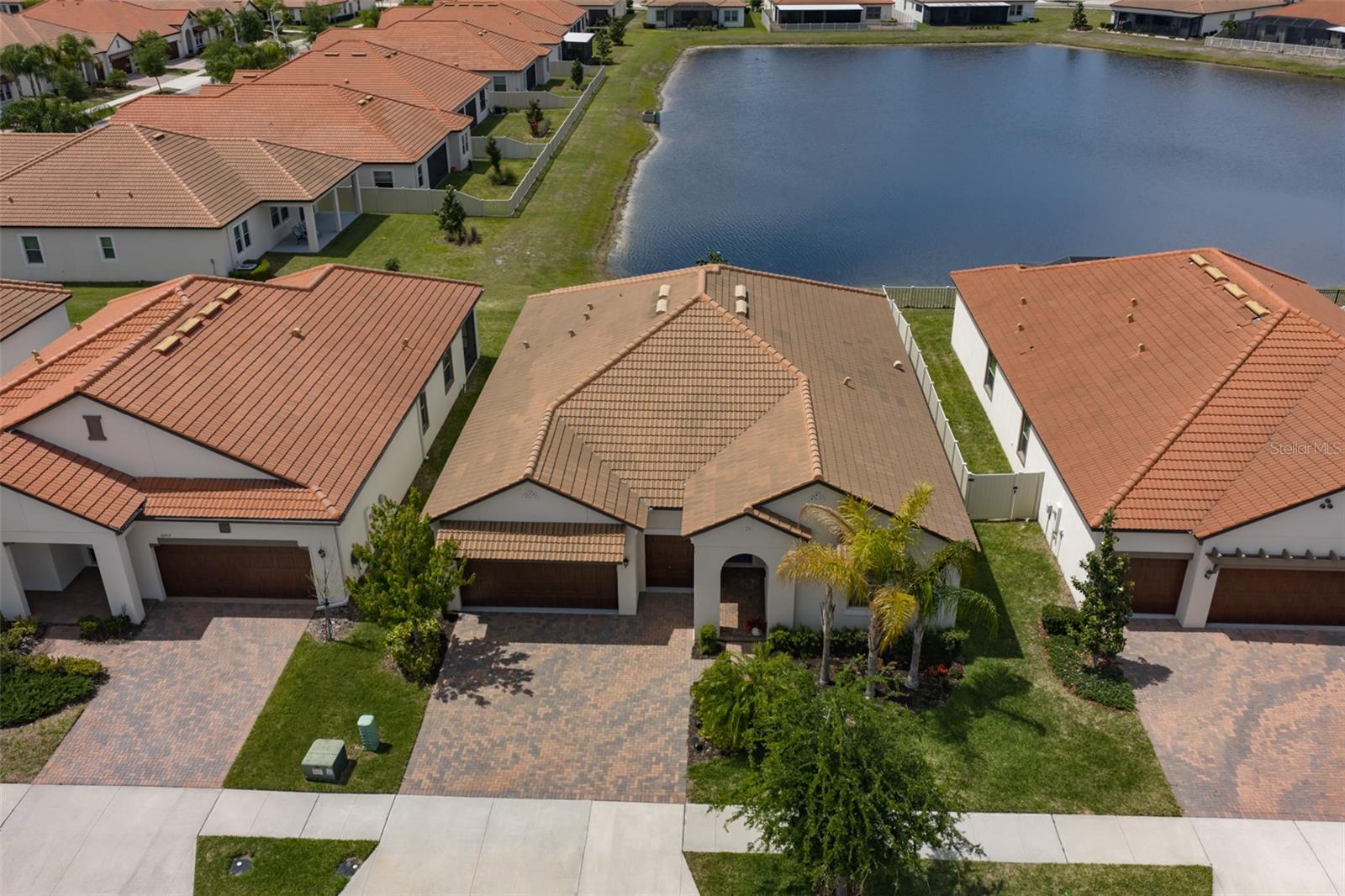 16955 Scuba Crest St Property Photo 1