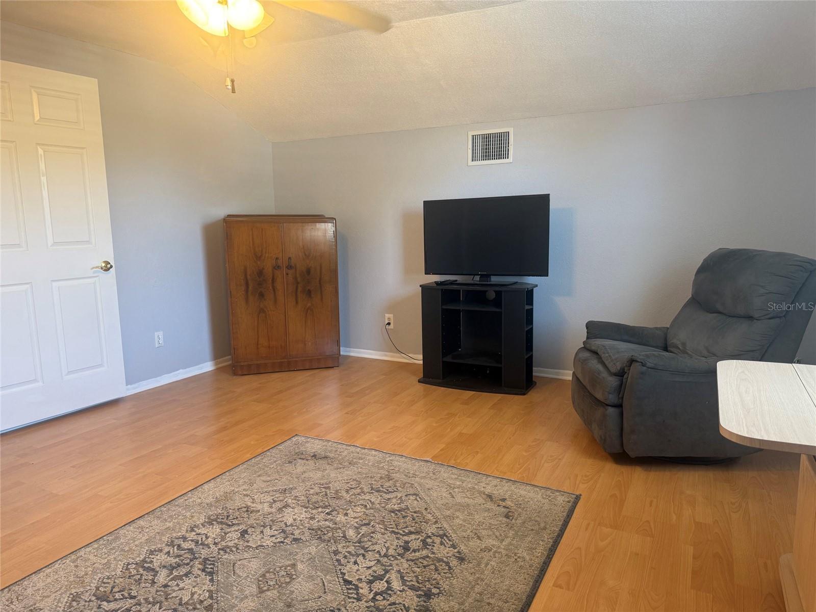 13157 Clay Ave Property Photo 16