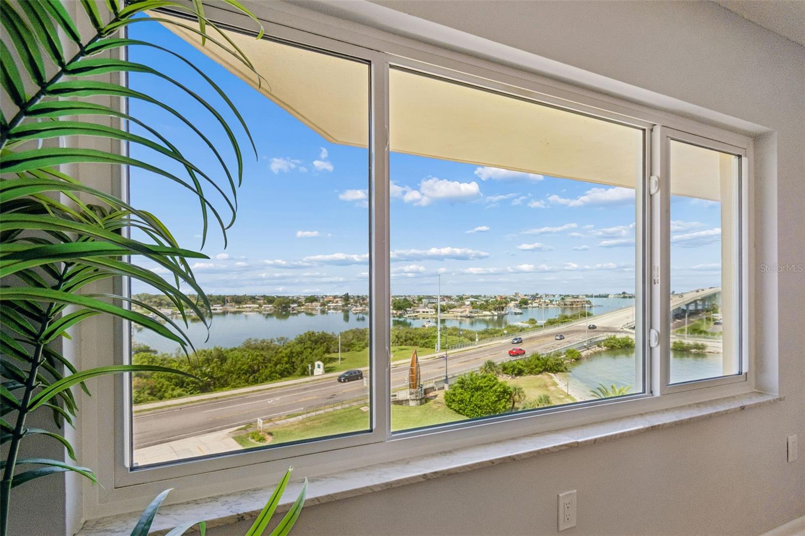 100 Bluff View Dr #509c Property Photo 30