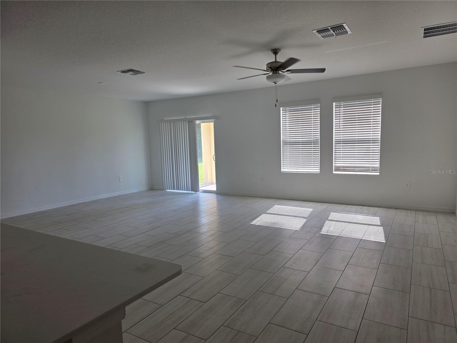 12588 Timber Moss Ln Property Photo 3