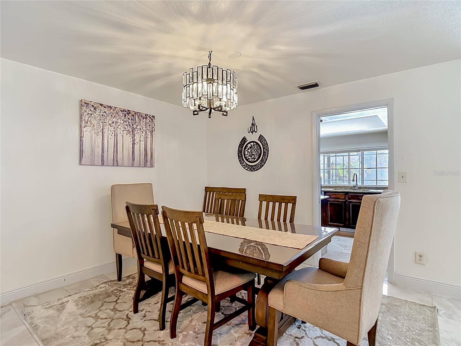 5126 Rolling Hills Ct Property Photo 6
