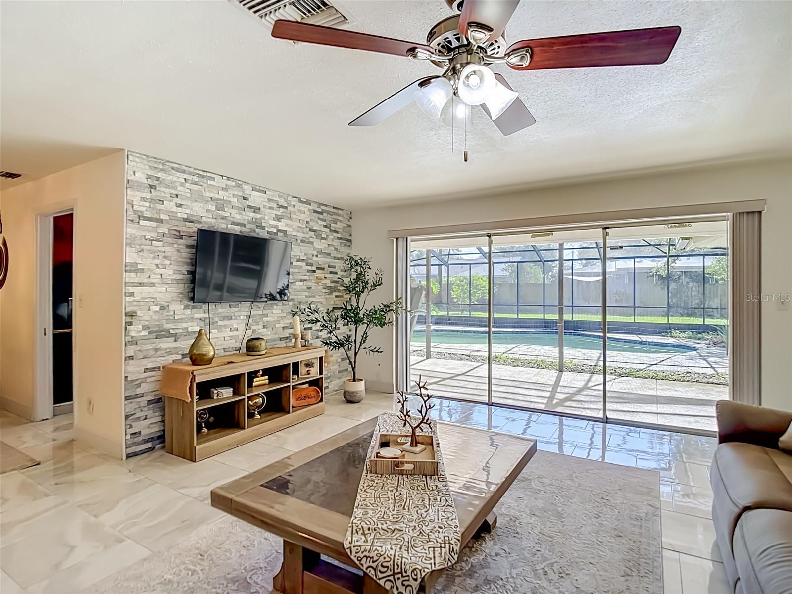 5126 Rolling Hills Ct Property Photo 10