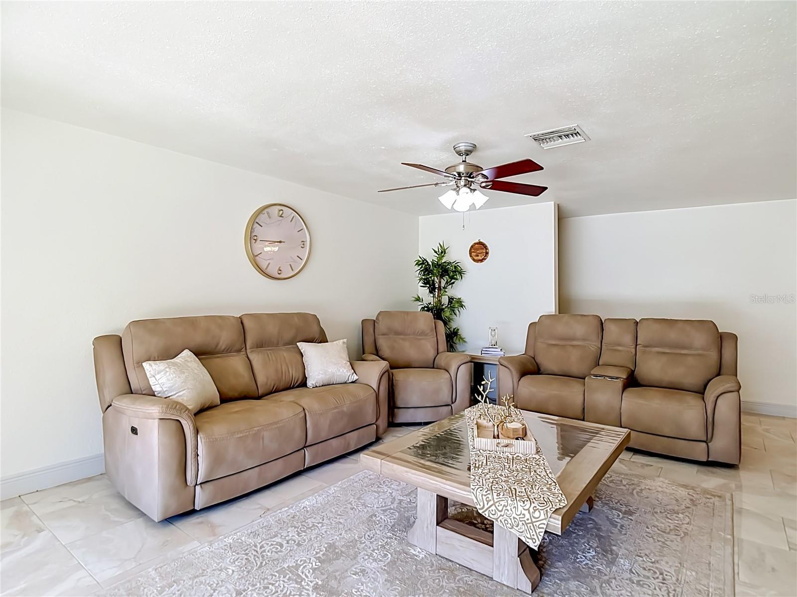 5126 Rolling Hills Ct Property Photo 11