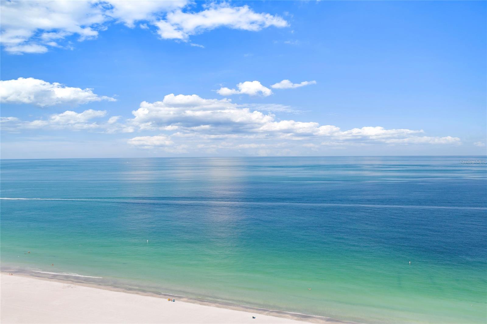 1520 GULF BLVD #1807 Property Photo 1