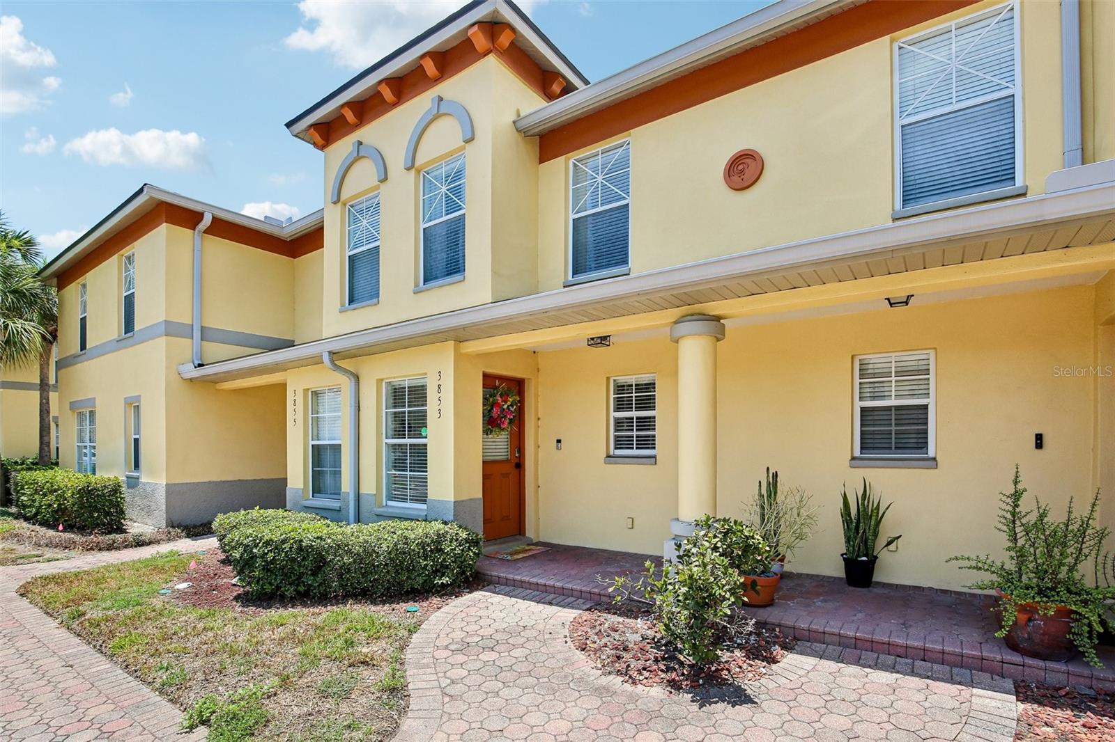 3853 Island Way Property Photo 1