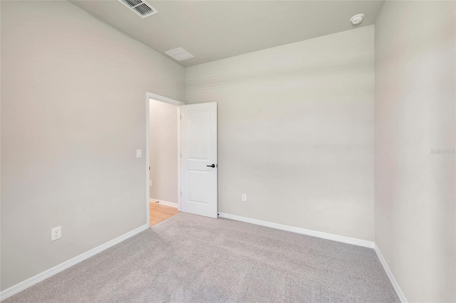 5261 Colony Vista Dr Property Photo 21