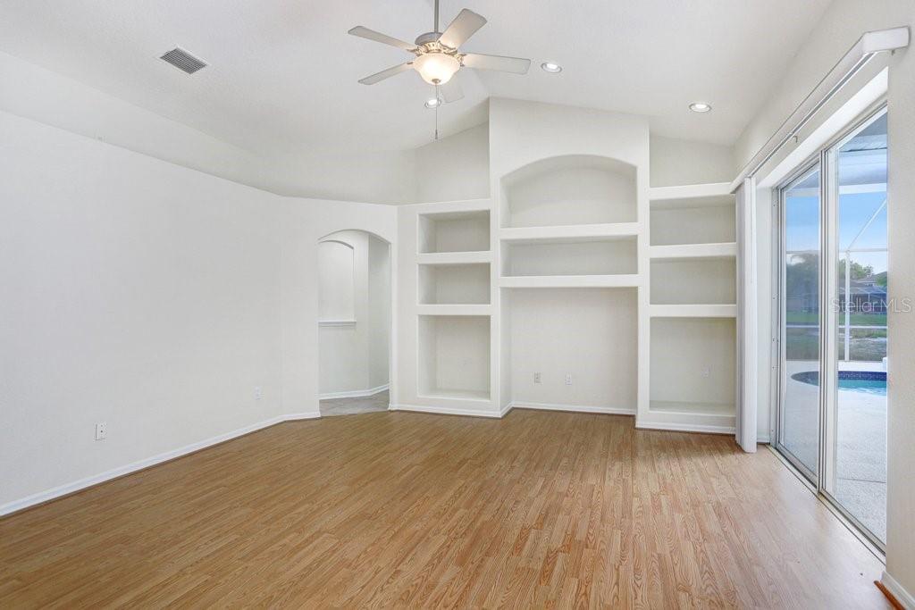 10227 Quails Landing Ave Property Photo 20