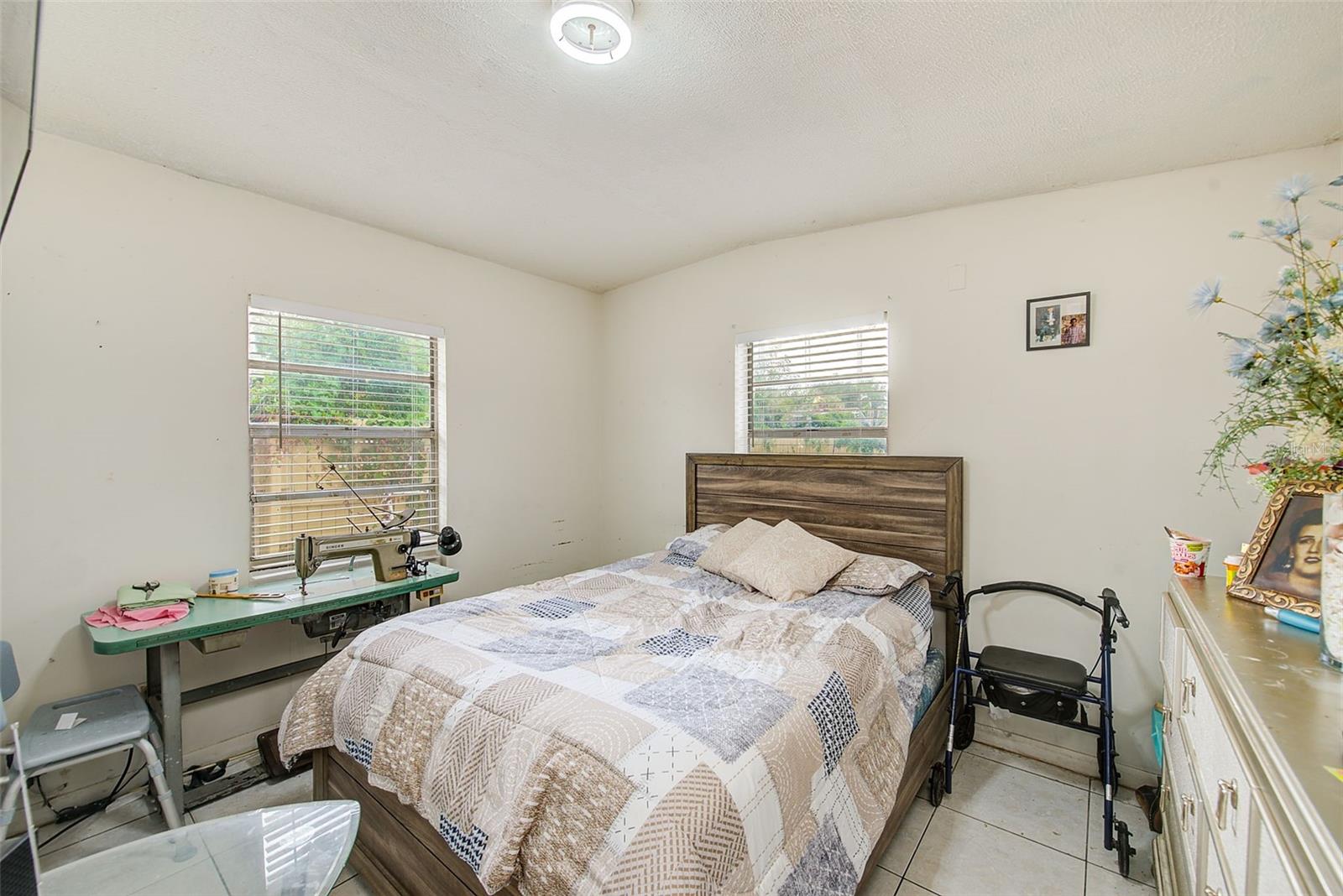2318 W Powhatan Ave Property Photo 11