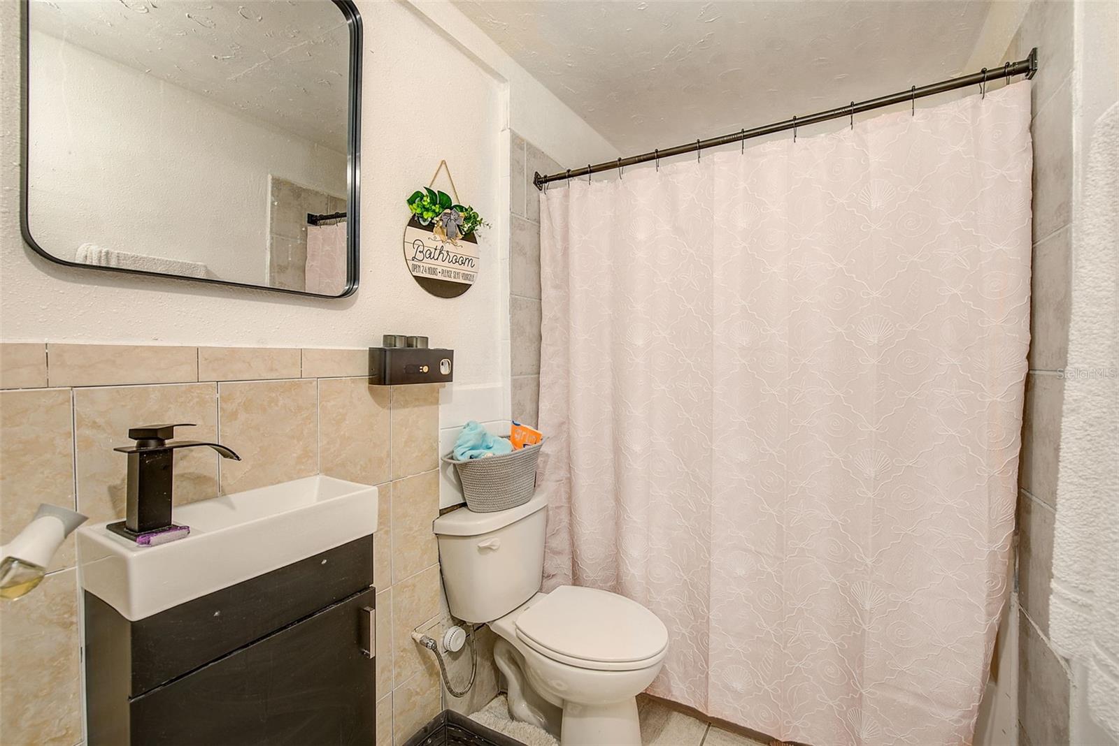 2318 W Powhatan Ave Property Photo 30