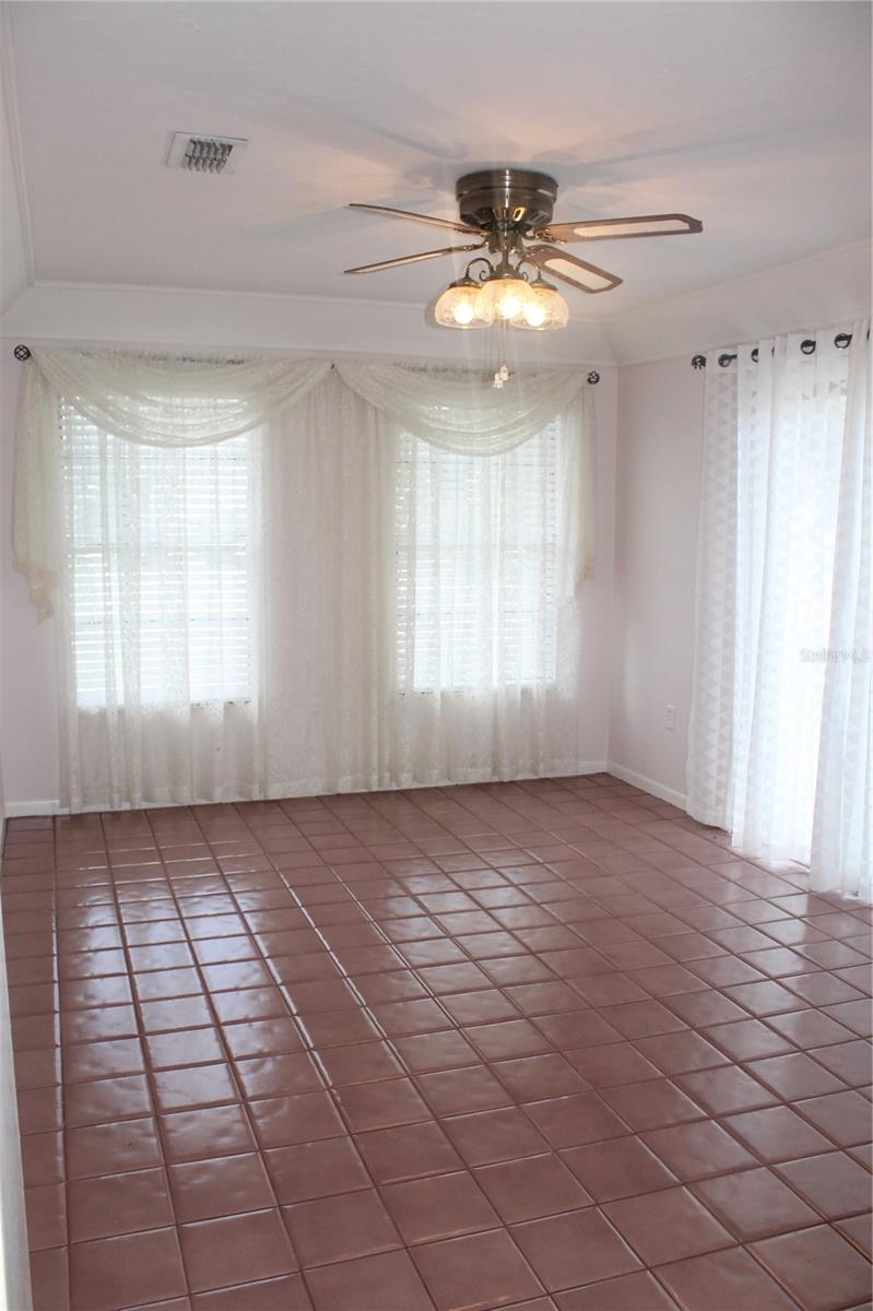 8513 Winter Haven Dr Property Photo 10