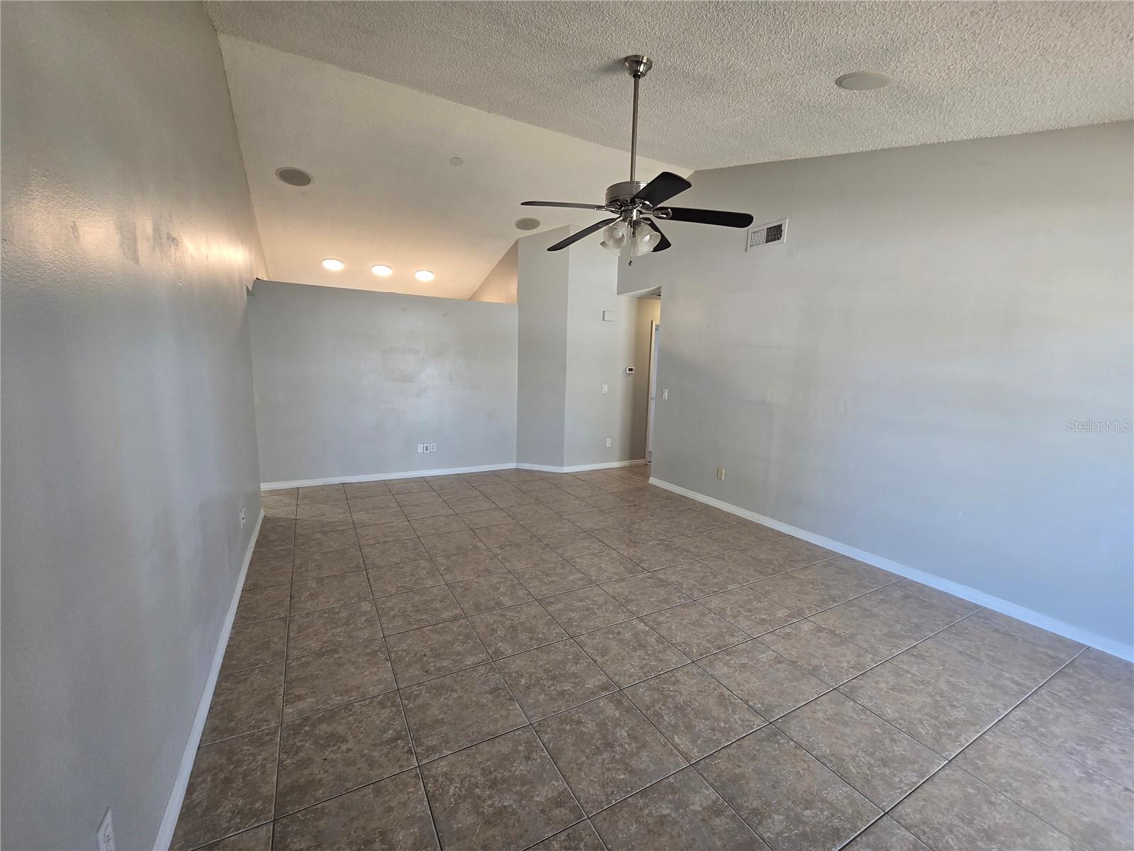 12109 Clearbrook Ct Property Photo 2