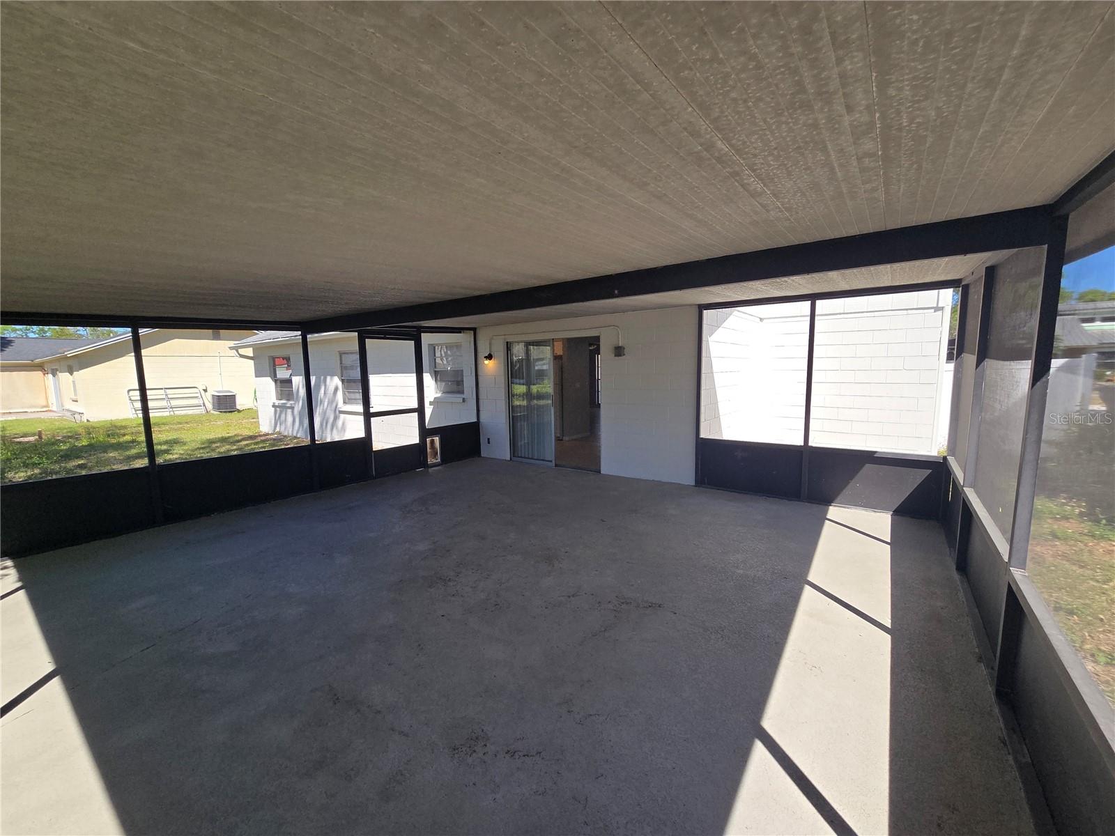 12109 Clearbrook Ct Property Photo 14