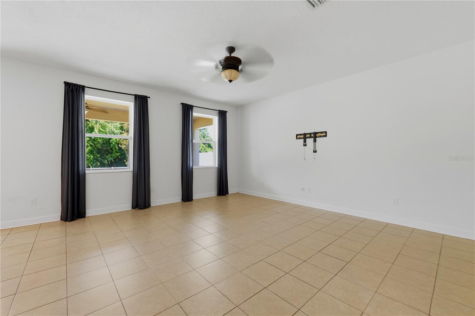 21439 Southern Charm Dr Property Photo 18