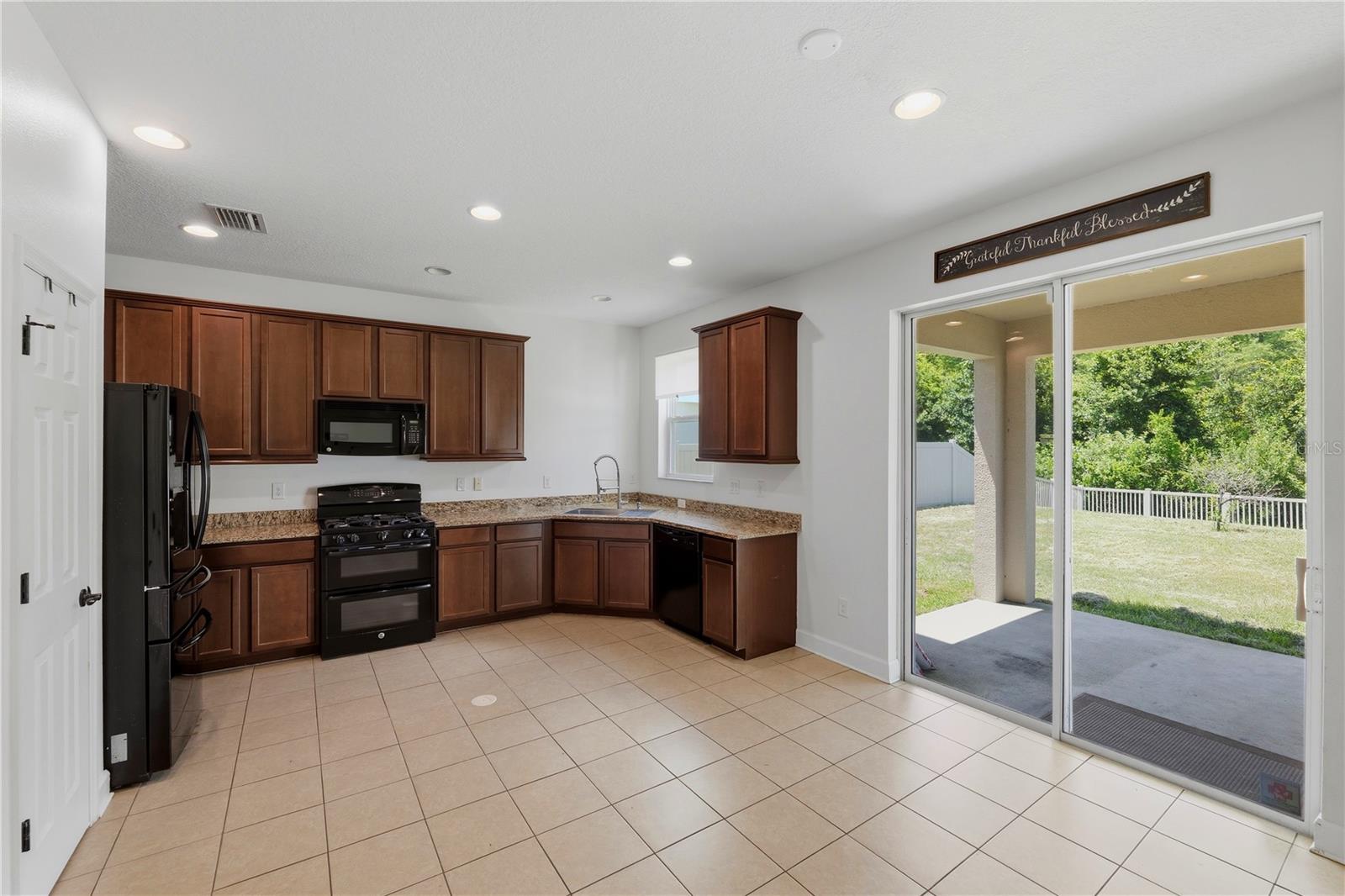 21439 Southern Charm Dr Property Photo 21