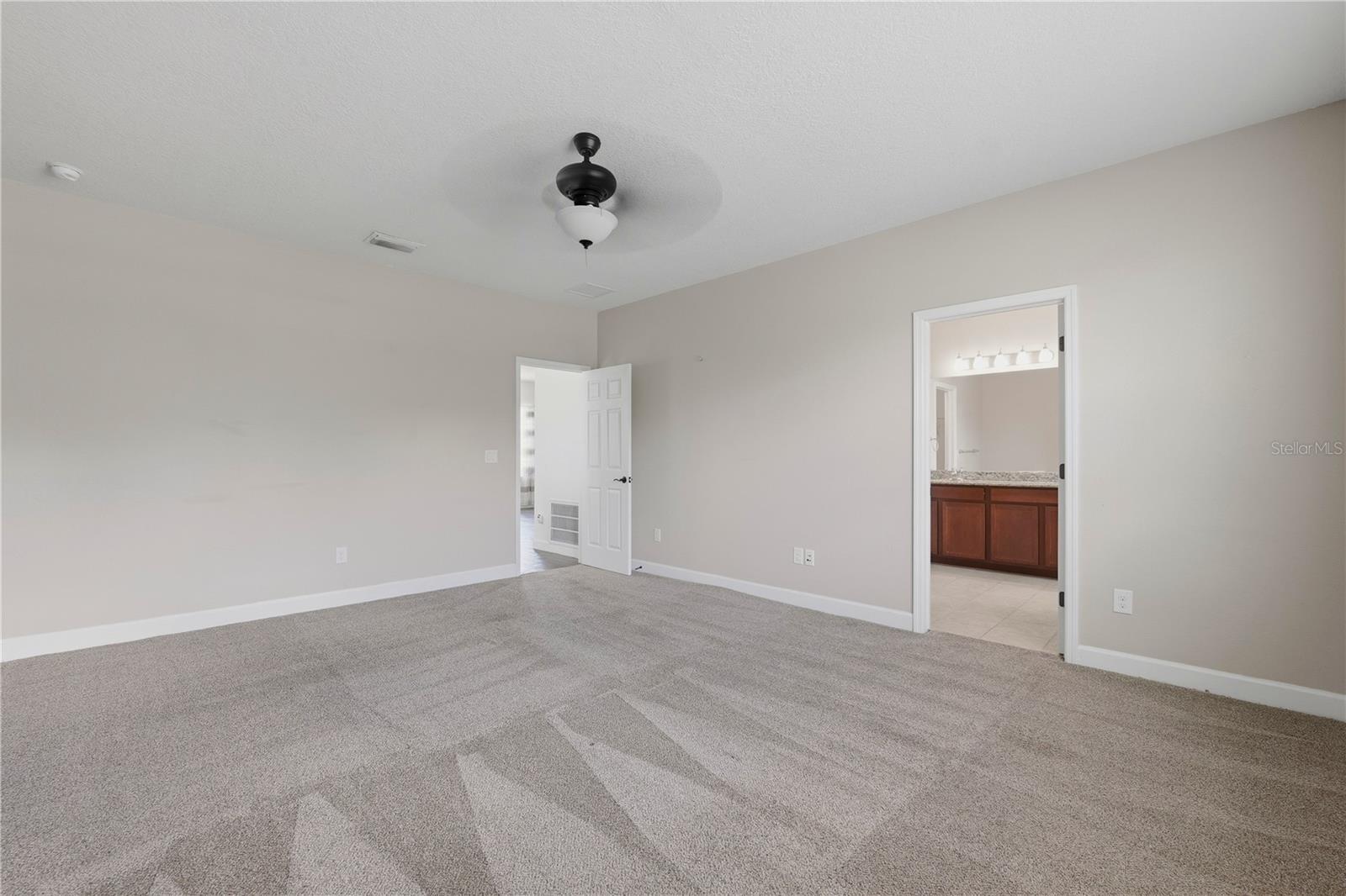 21439 Southern Charm Dr Property Photo 28