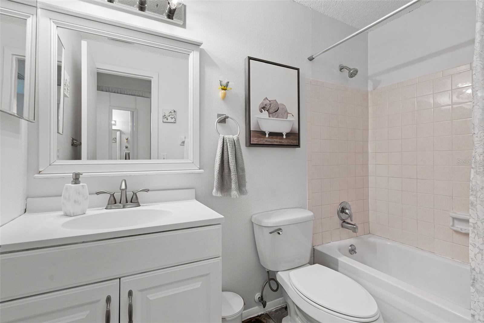 4215 E Bay Dr #1701g Property Photo 3