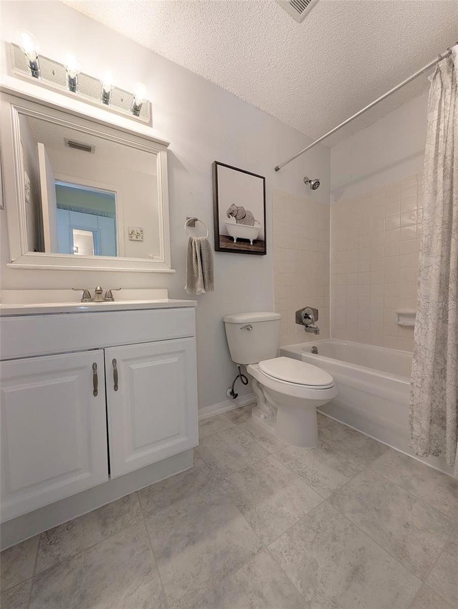 4215 E Bay Dr #1701g Property Photo 4