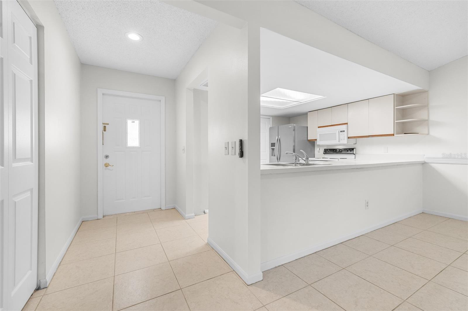 18425 Aintree Ct Property Photo 10