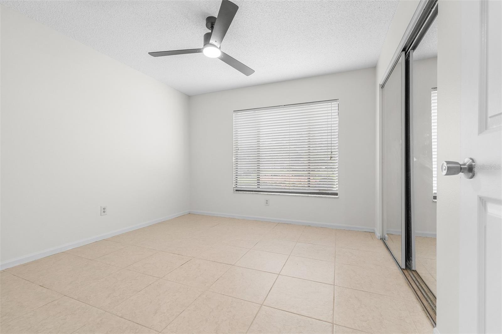 18425 Aintree Ct Property Photo 33