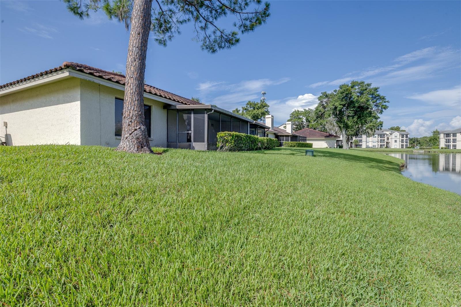 18425 Aintree Ct Property Photo 48