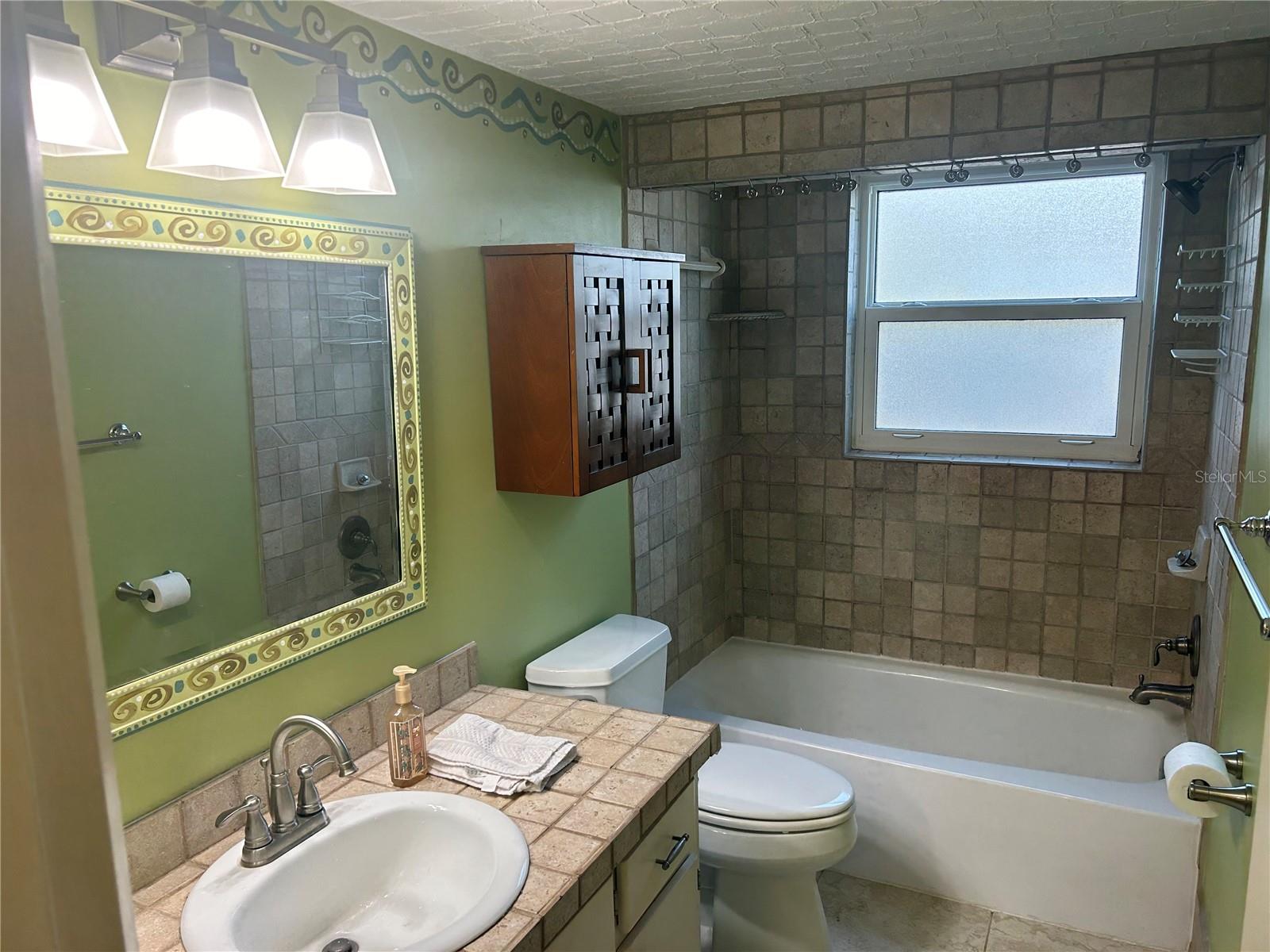 445 32nd Ave N #e109 Property Photo 12