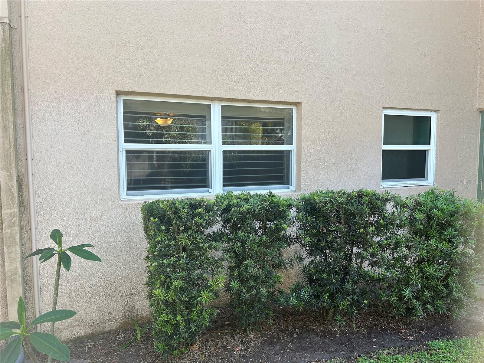 445 32nd Ave N #e109 Property Photo 14