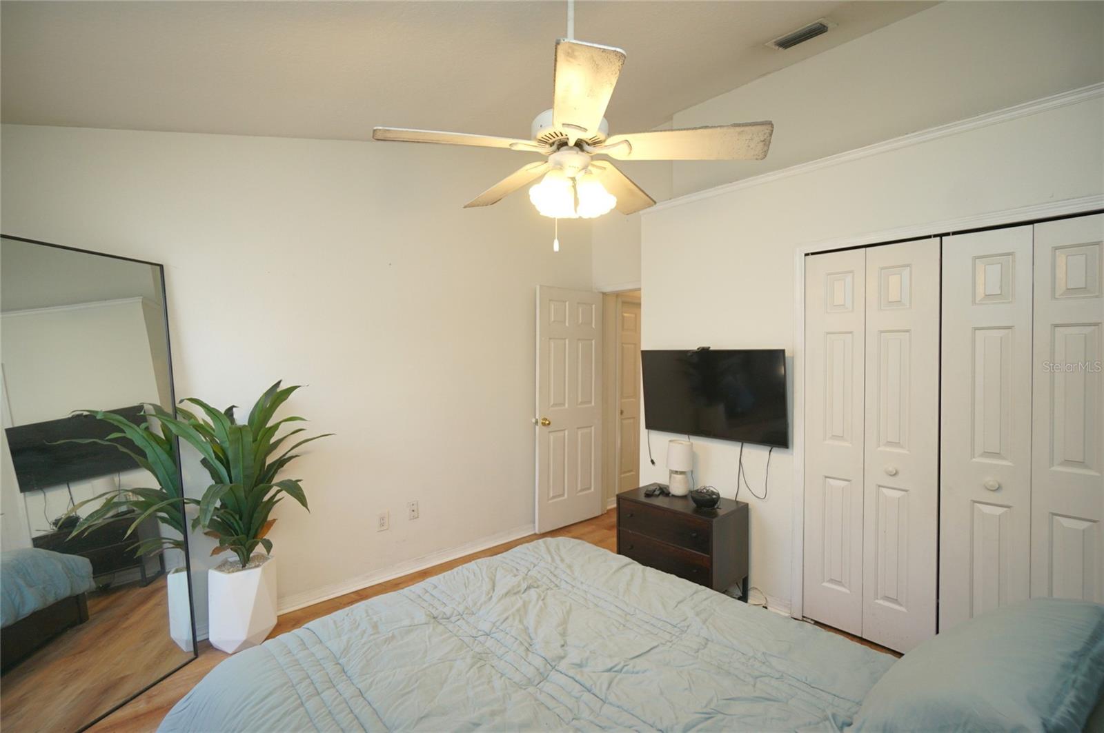 6921 Jamestown Manor Dr Property Photo 3