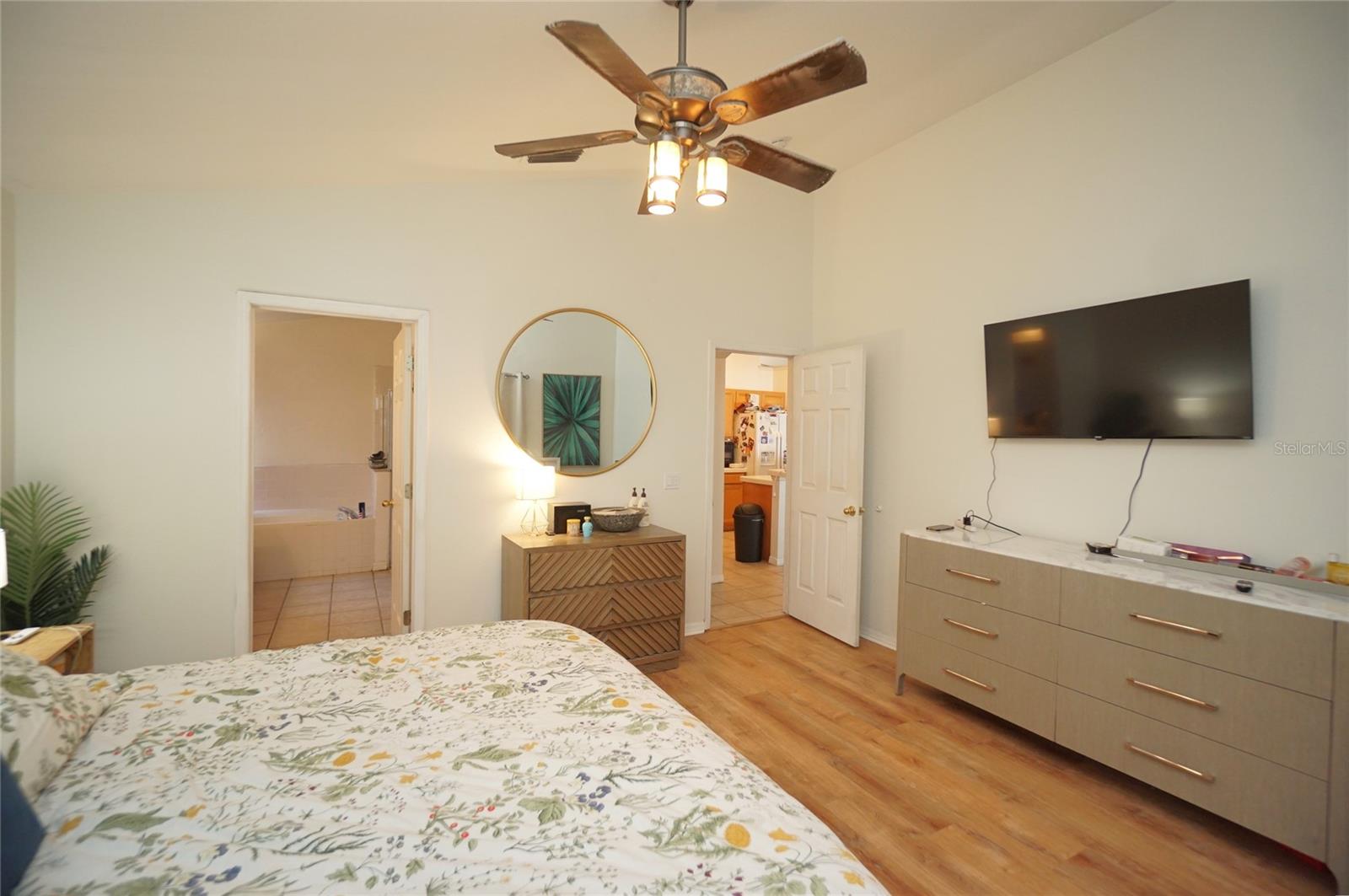 6921 Jamestown Manor Dr Property Photo 17