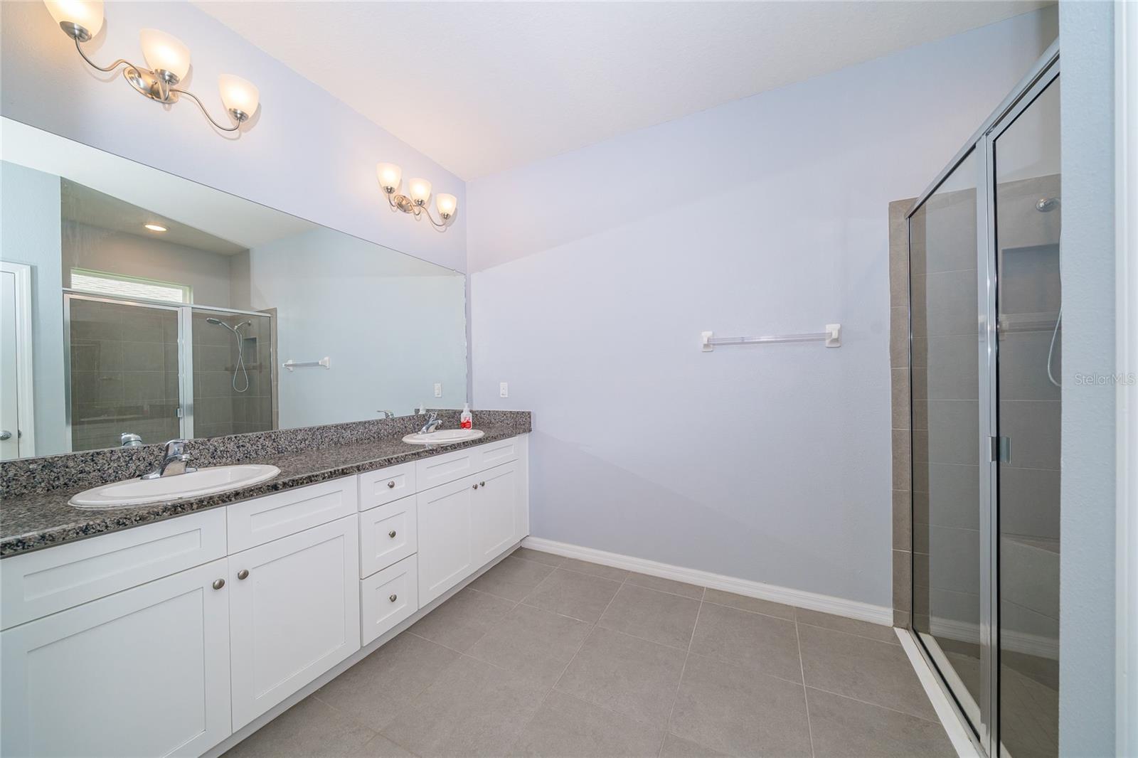 1092 Pipestone Pl Property Photo 29