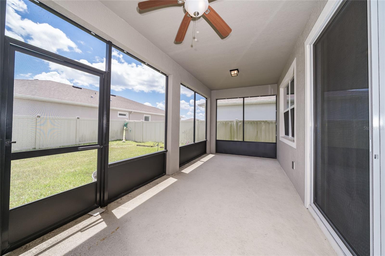 1092 Pipestone Pl Property Photo 32