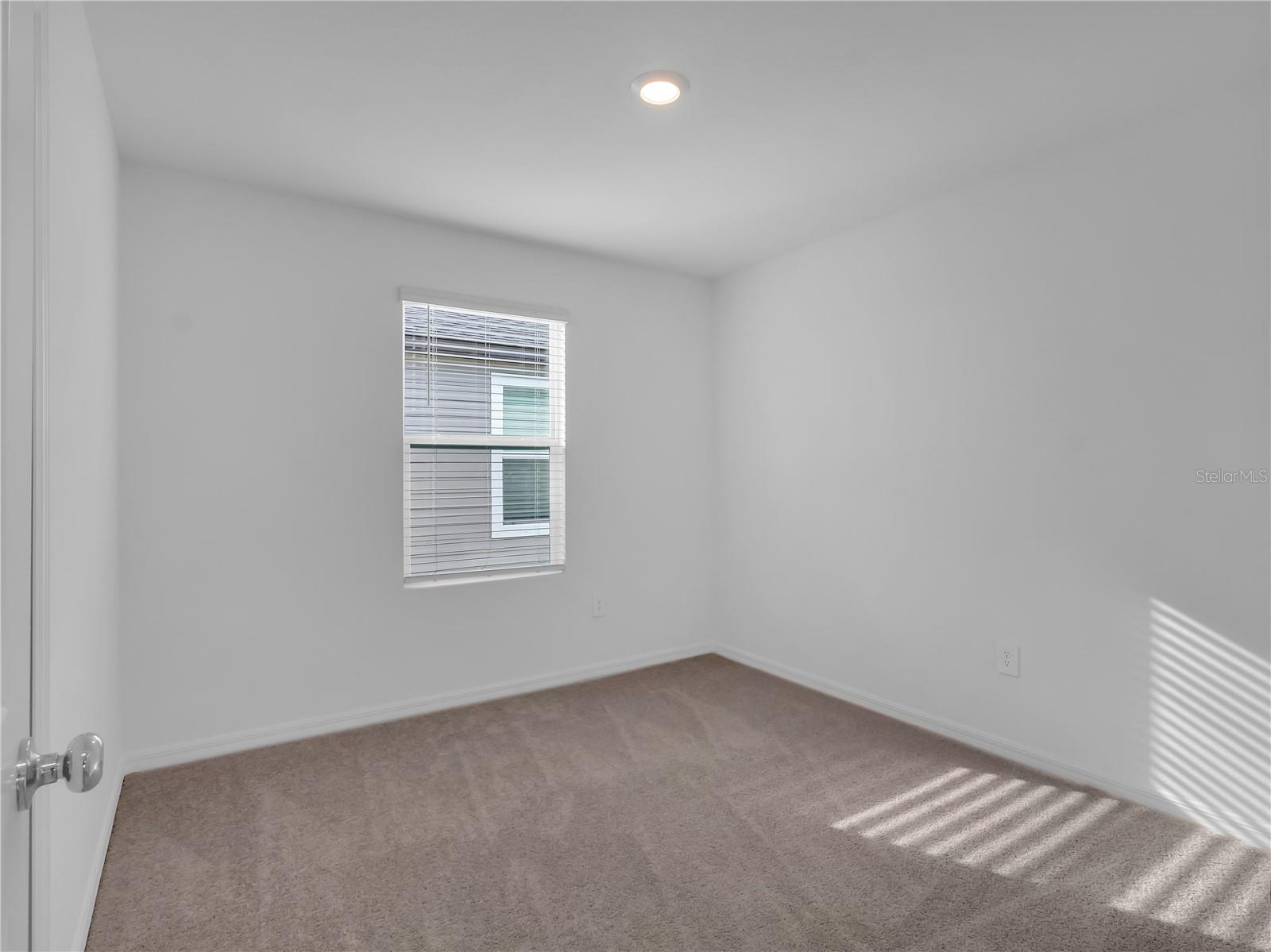 2215 Red Crossbill Dr Property Photo 18