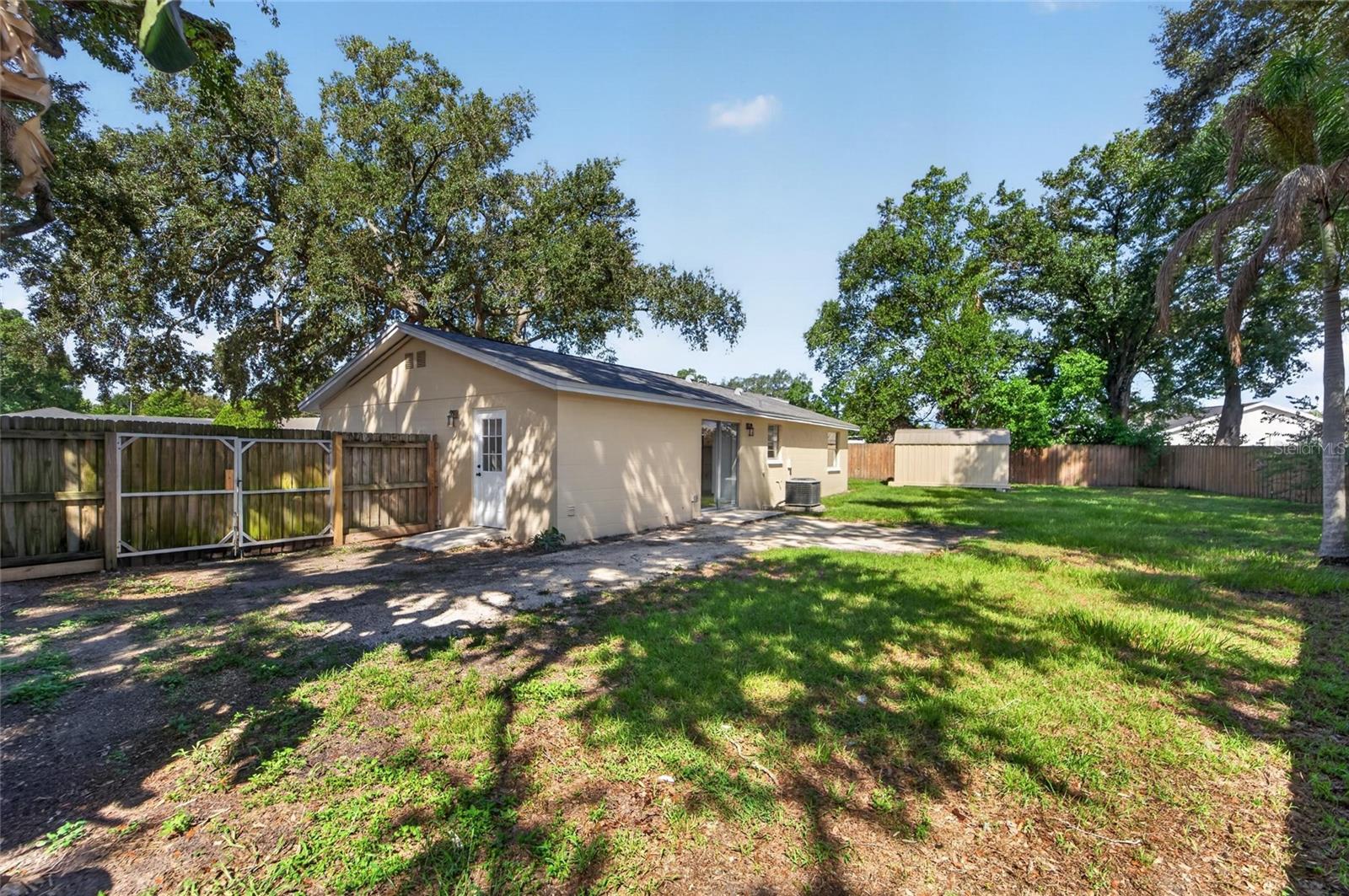 522 Highview Cir N Property Photo 6