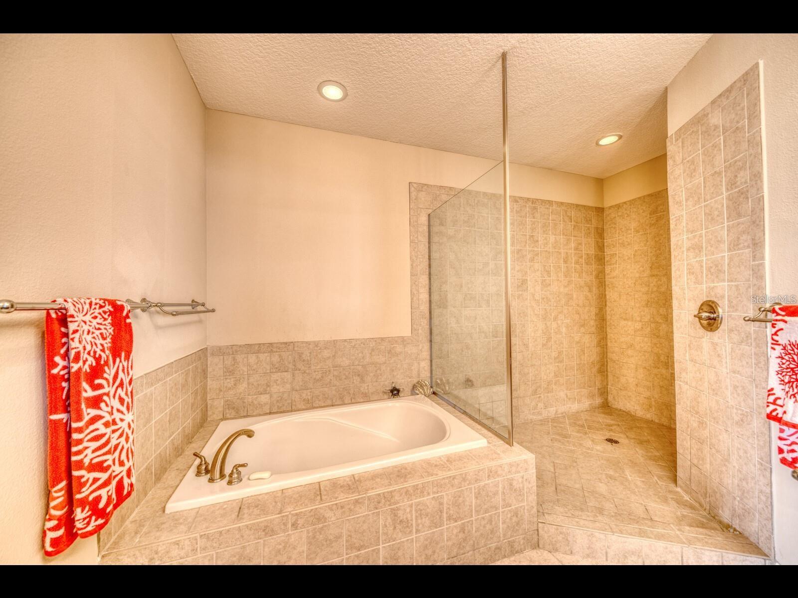 1042 Bellasol Way #203 Property Photo 24