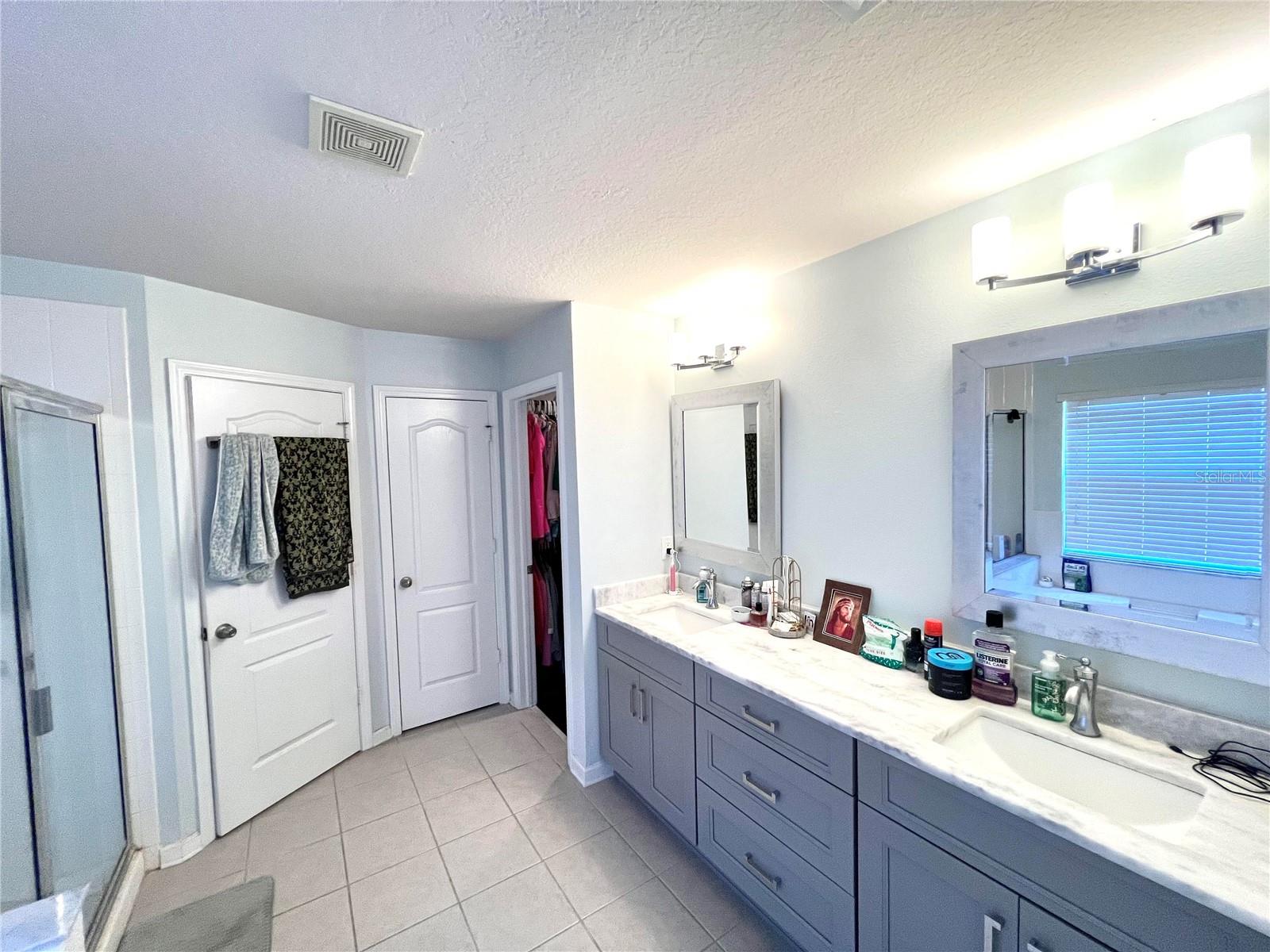 4639 Pond Ridge Dr Property Photo 8