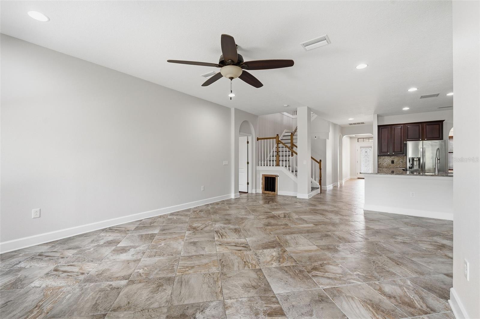 1120 Maza Pl Property Photo 25